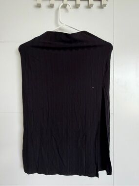 Wilfred Black Ribbed Collared Top